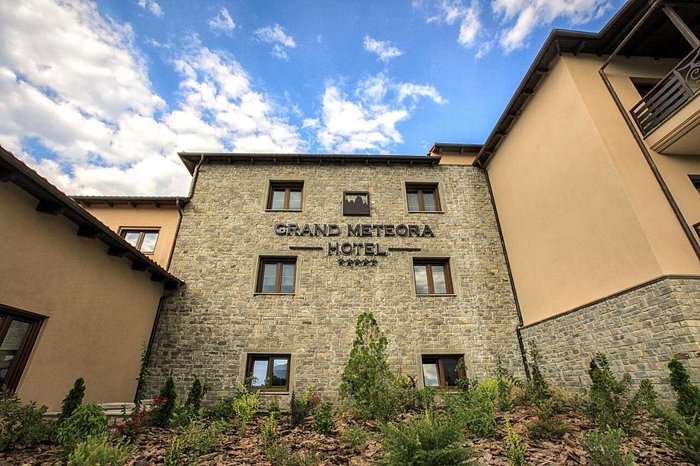 GRAND METEORA 5* ΚΑΛΑΜΠΑΚΑ ΧΡΙΣΤΟΥΓΕΝΝΑ -ΠΡΩΤΟΧΡΟΝΙΑ-ΦΩΤΑ (P2)